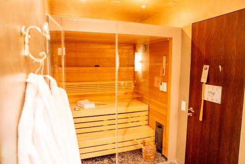 Suite with Spa Bath