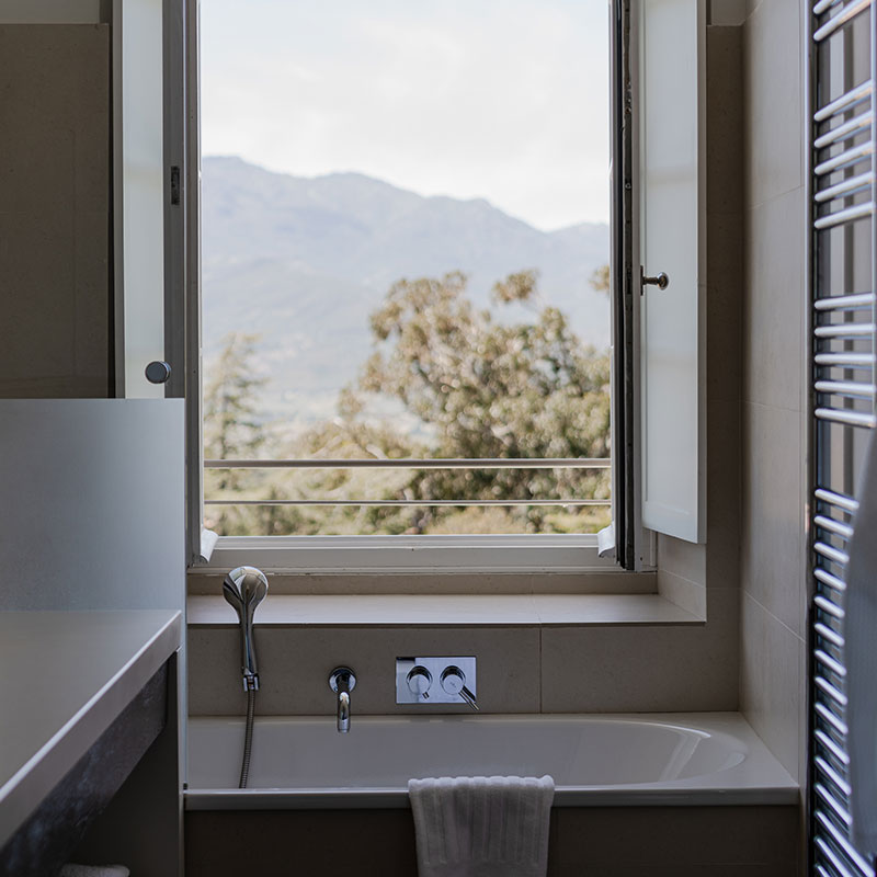 Bay View Suite
