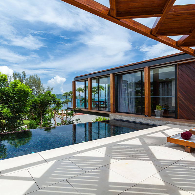 1Bedroom Beachfront Pool Villa