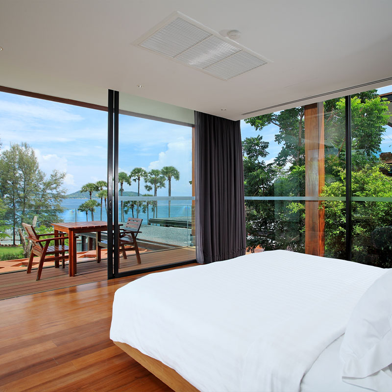 1Bedroom Beachfront Pool Villa