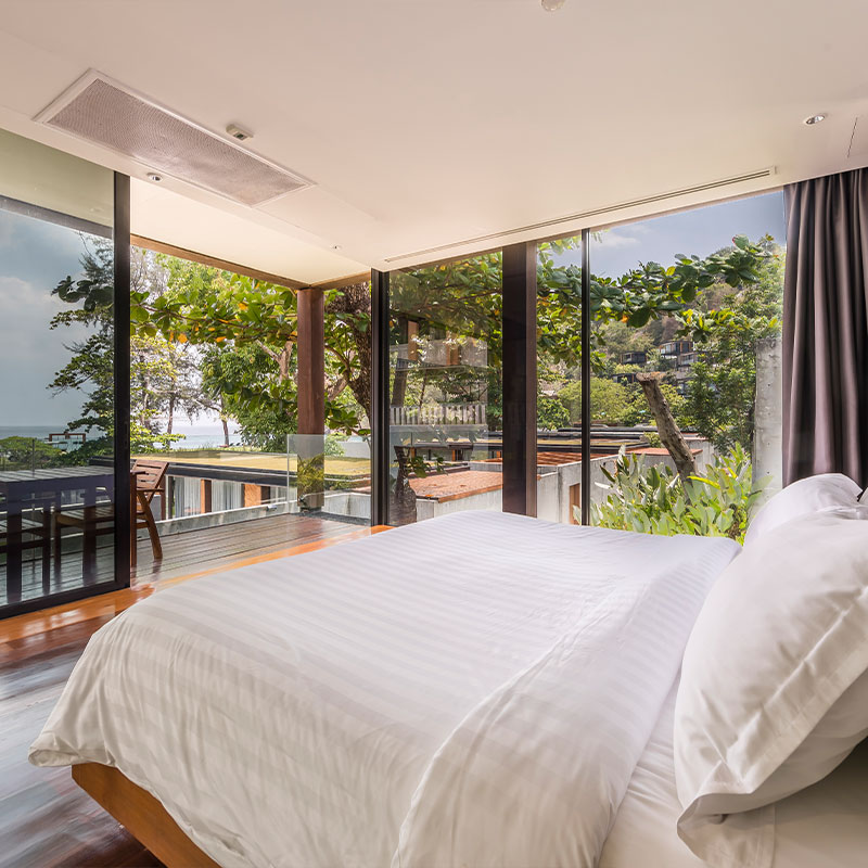1Bedroom Beachfront Pool Villa