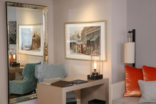 Superior Junior Suite 7