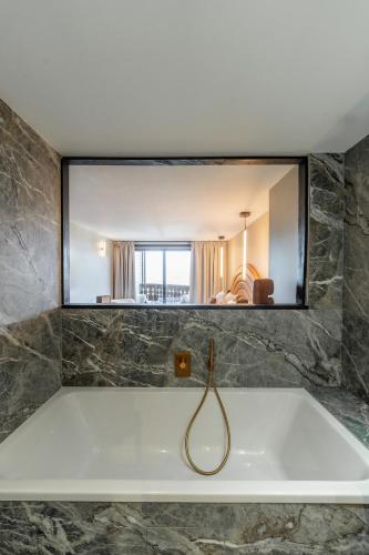 Junior Suite with balcony