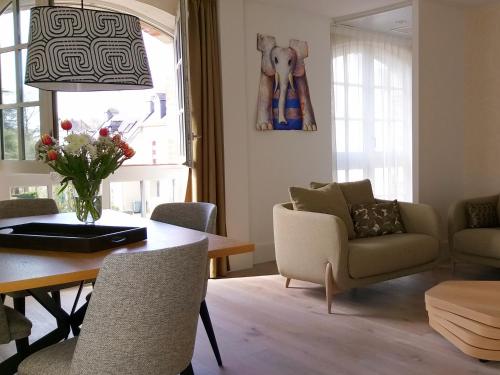 Prestige Suite