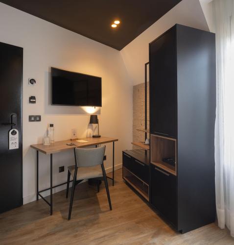 Single Room with Balcony