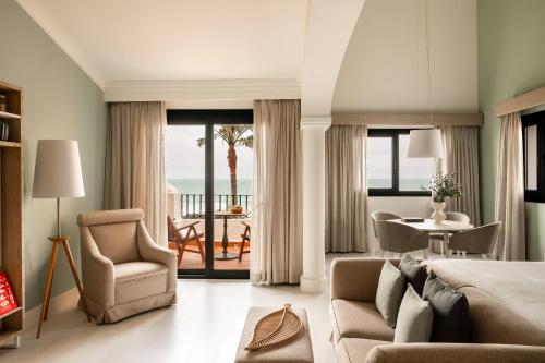 Red Level Suite Junior Sunset