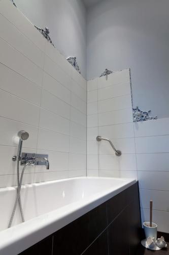 Large Suite