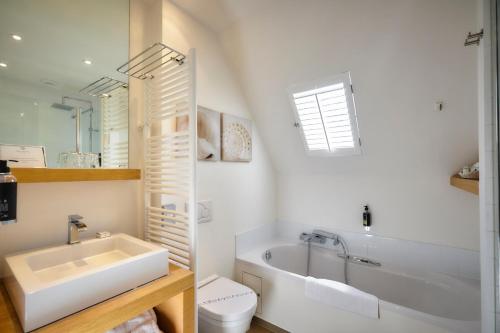Cape Cod Suite 