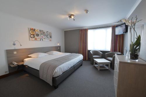 Deluxe Double Room with Garden View
