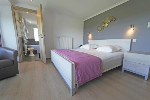 Deluxe Double Room with Garden View