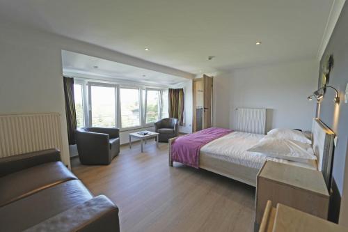 Deluxe Double Room with Garden View