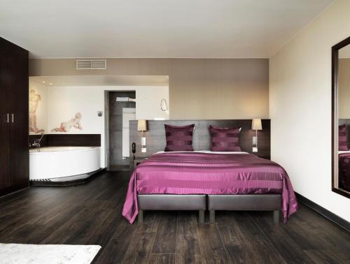 Exclusive Double Room With River View