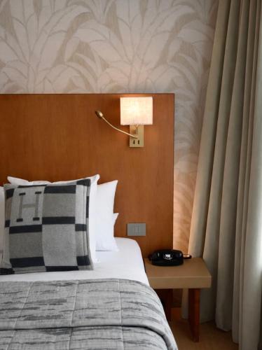 Deluxe Double Room with Canal View
