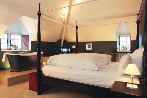 Castellane Suite