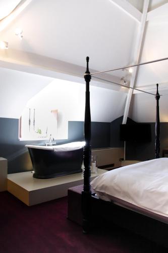 Castellane Suite