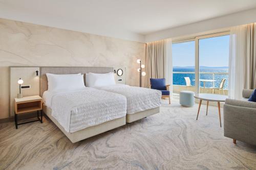 Premium Sea View Room with Twin beds