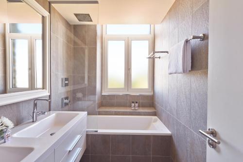 Prestige Room with Sea View