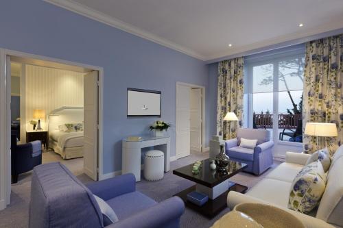 Prestige Suite with Terrace and Sea View