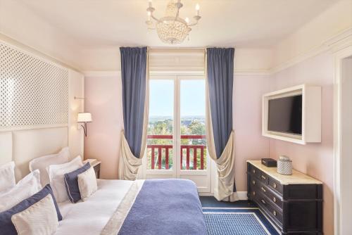 Junior Suite - City View