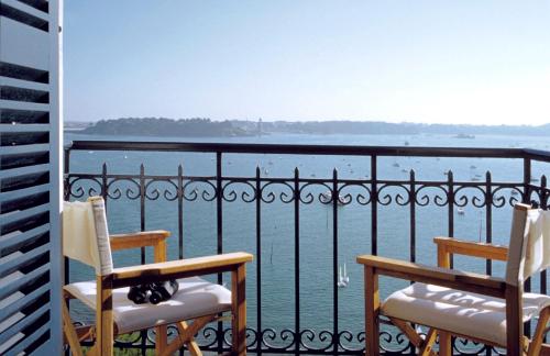 Deluxe Double or Twin Room with Sea View