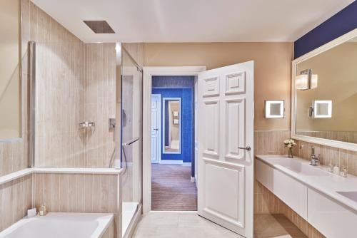 Junior Suite with Sea View