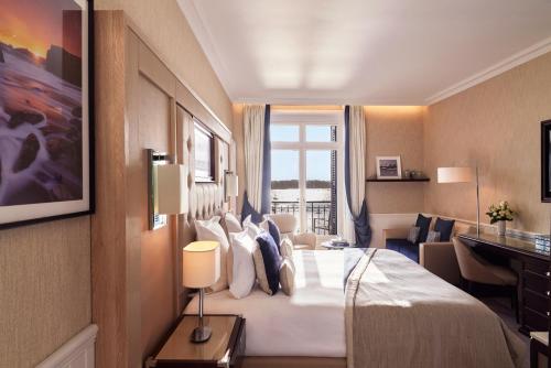 Double or Twin Room Prestige with Sea View