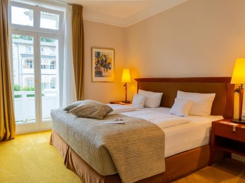 Deluxe Suite with Balcony or Loggia