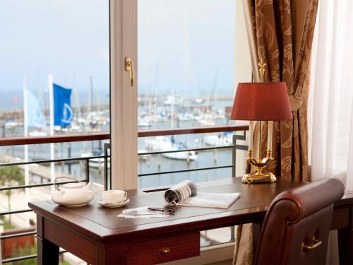 Captain's Suite Water View