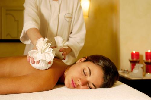 Special Offer - Suite with Spa Package