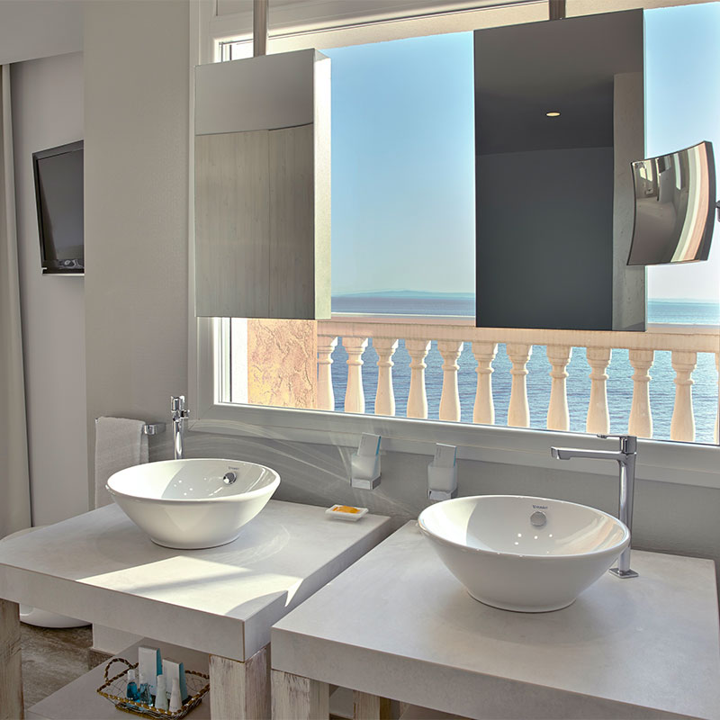 Sea View Penthouse Suite