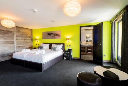 Superior Double or Twin Room with Balcony