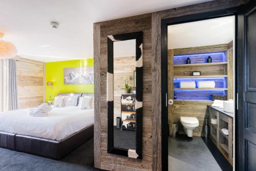 Standard Double or Twin Room with Balcony