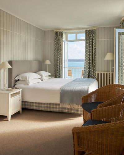 Premium Room with Sea View and Balcony