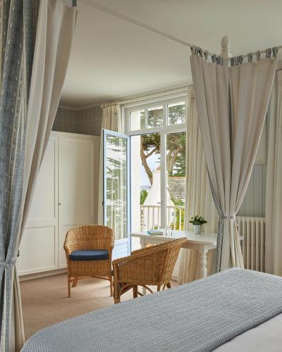 Premium Room with Sea View and Balcony