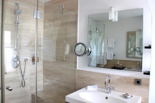Comfort Double Room with Shower