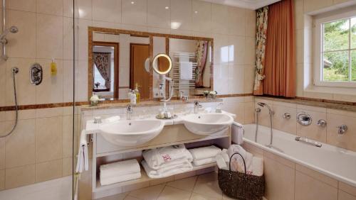 Junior Suite Country Style with balcony