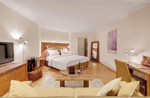Superior Double Room With Balcony