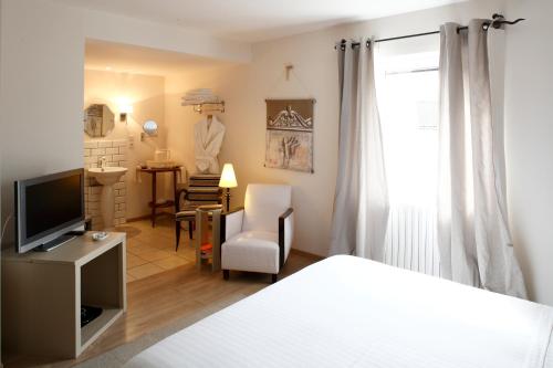 Standard Double Room - Cumin