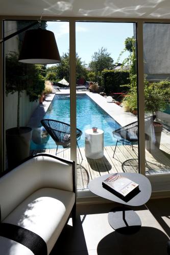 Superior Double Room with Pool View - Tonka