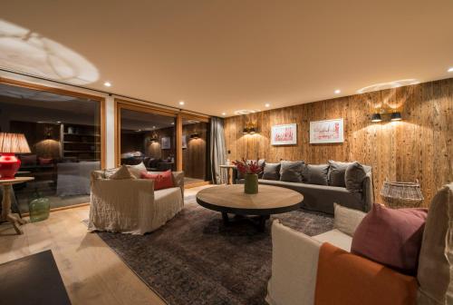 Penthouse Apartment