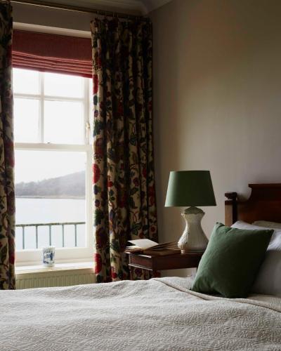 Cozy Double Room with Sea View