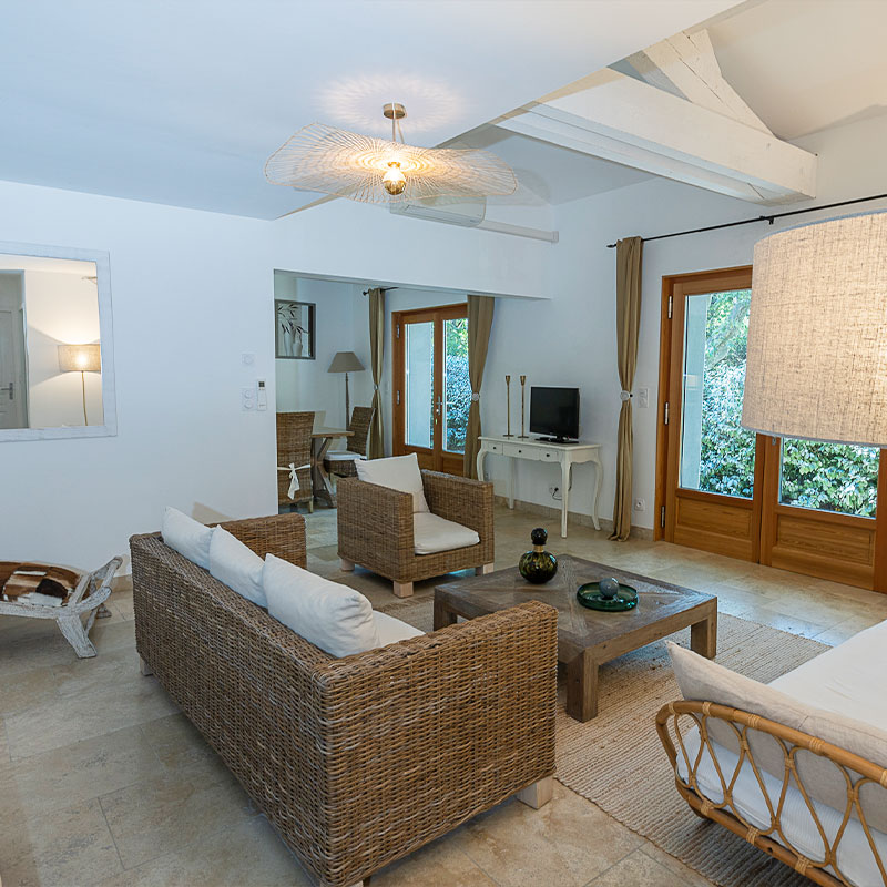 Clementine Apartment