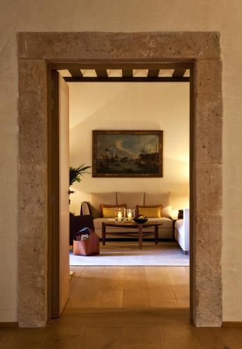 Two-Bedroom Master Suite