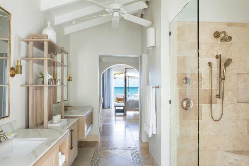  Ocean Cottage with Pool