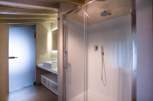 Suite with Spa Bath