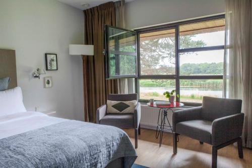 Deluxe River View Room