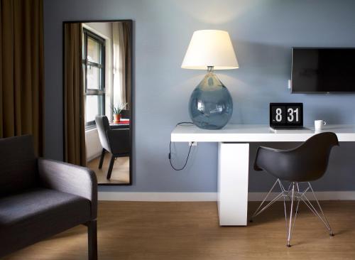 Deluxe River View Room