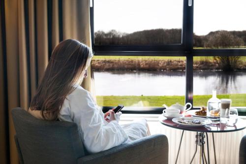 Deluxe River View Room