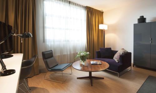 Suite - River View