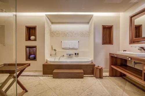 Deluxe Suite Spa-Haus